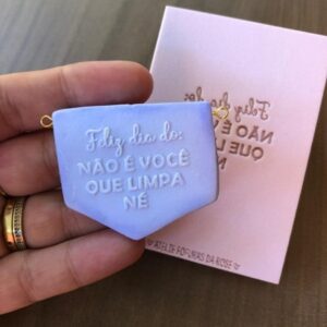 Frase 245 Não é você que limpa né