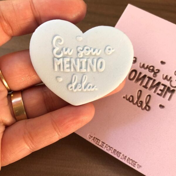 Frase 352  Eu sou o menino dela...