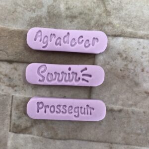 Sorrir Agradecer Prosseguir 0870AJ3D