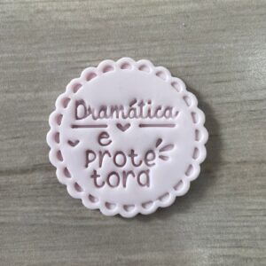 DRAMÁTICA E PROTETORA 083F