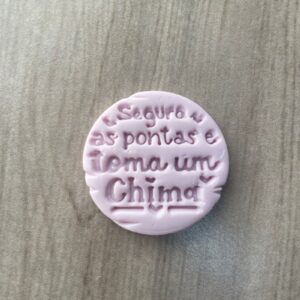 SEGURA AS PONTAS E TOMA UM CHIMA