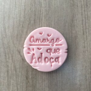 AMARGO QUE ADOÇA
